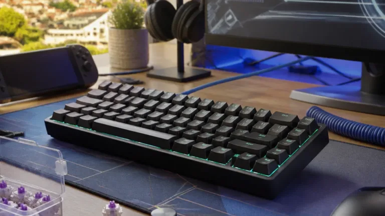 Razer launches Reclusa Mini 65% keyboard with hot-swappable Hall effect switches